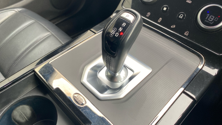 Land Rover Range Rover Evoque 2.0 D200 R-Dynamic SE 5dr Auto Diesel Hatchback